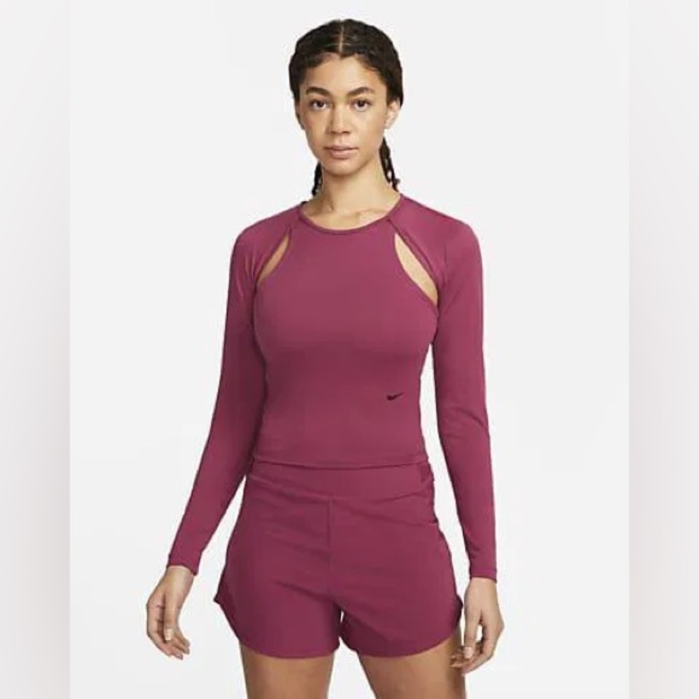 Nike Women's Dri-FIT Stealth Evaporation City Ready Long-Sleeve Top - Rosewood